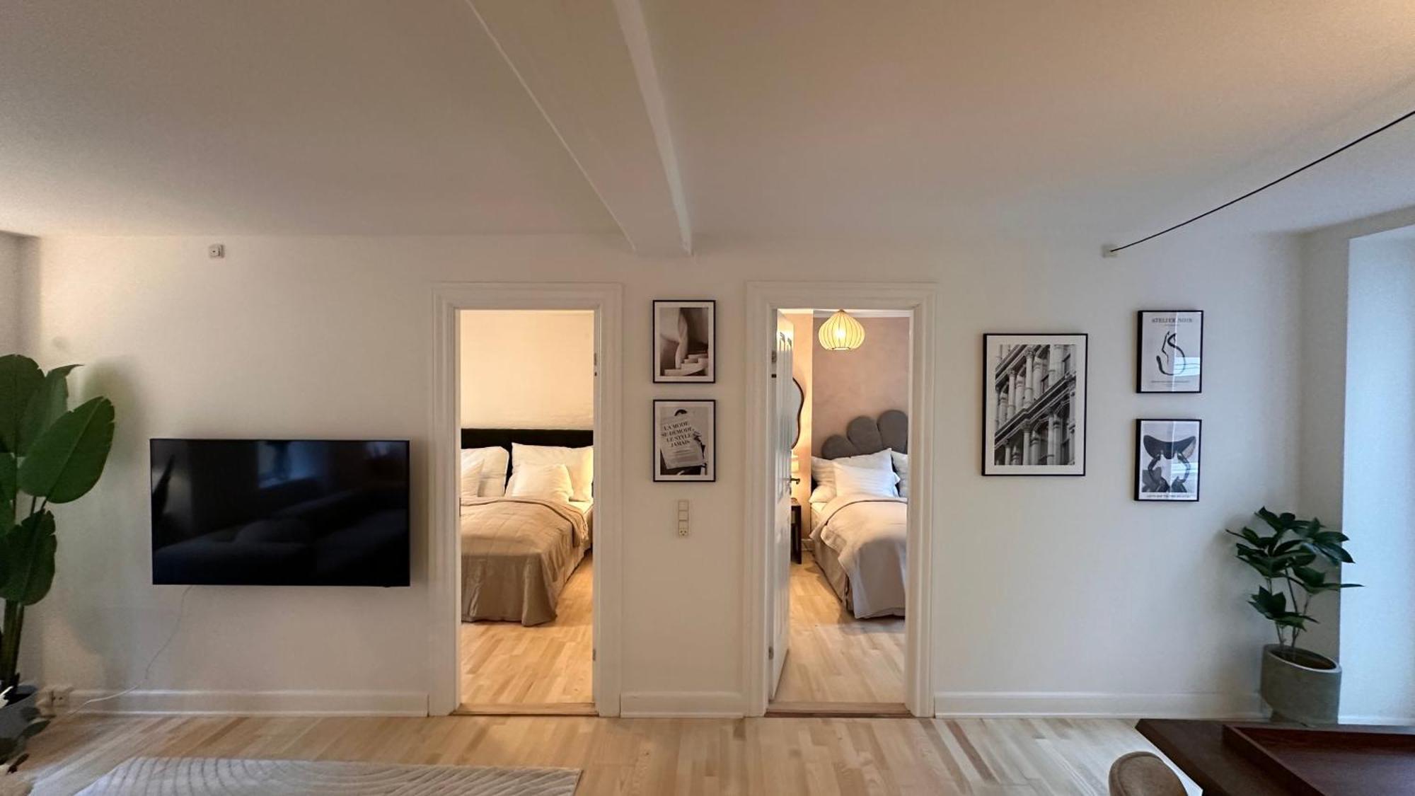 Lovstraede Apartments From 1 To 6 - Carolinas Apartments København Ngoại thất bức ảnh