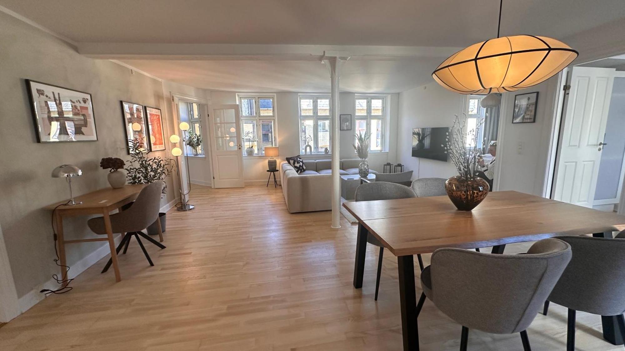 Lovstraede Apartments From 1 To 6 - Carolinas Apartments København Ngoại thất bức ảnh